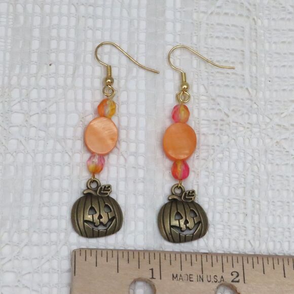 Handmade Halloween Dangle Earrings with Bronze Pumpkins & Orange Beads for Women - Picture 5 of 7